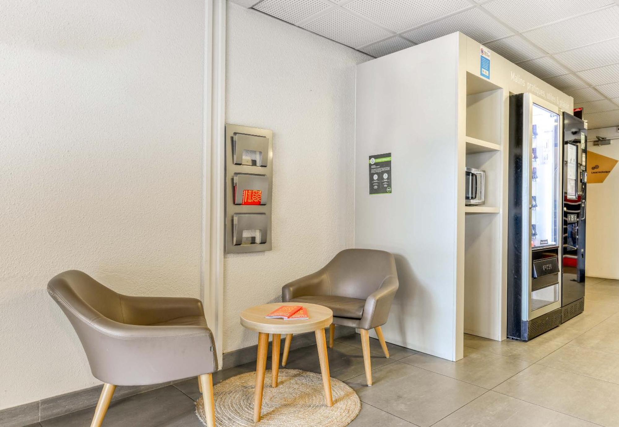 B&B Hotel Narbonne 1 Экстерьер фото