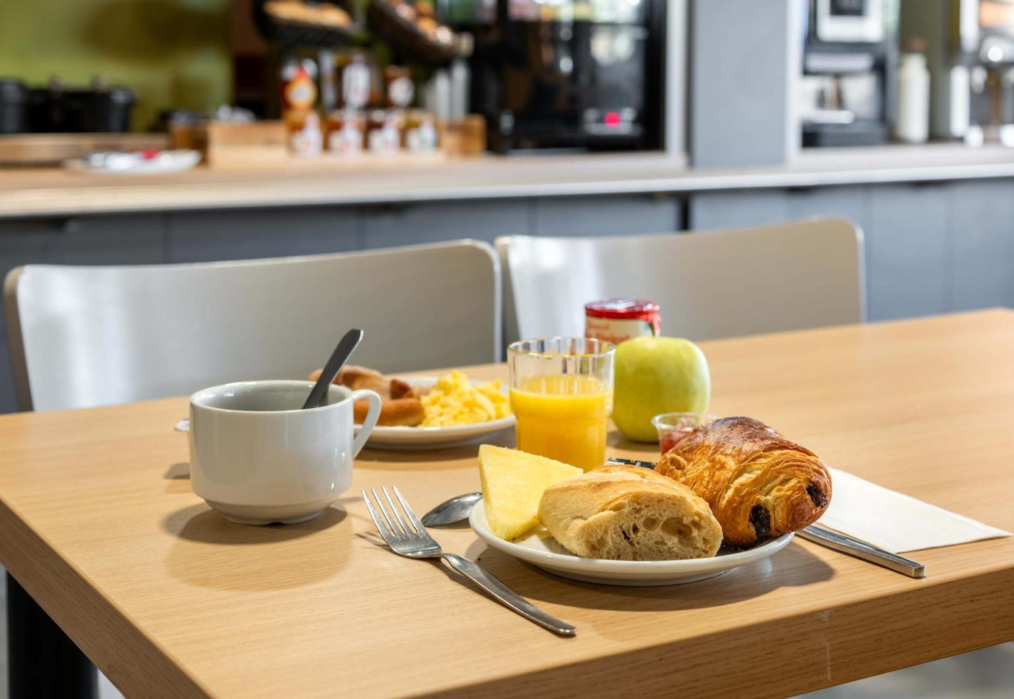 B&B Hotel Narbonne 1 Экстерьер фото